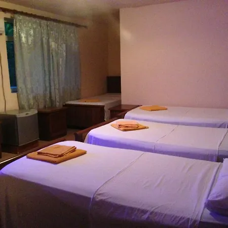 Hotel Grand Golem (Tirana)