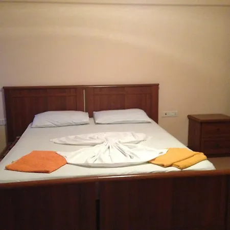 Grand 3* Golem (Tirana)