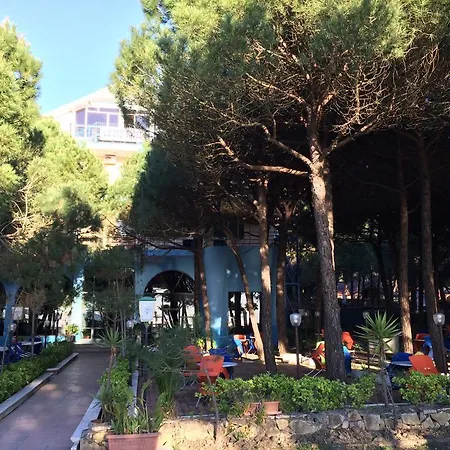 Hotel Grand