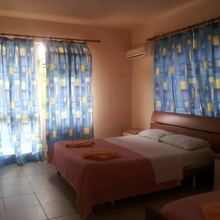 Grand Hotel Golem (Tirana)