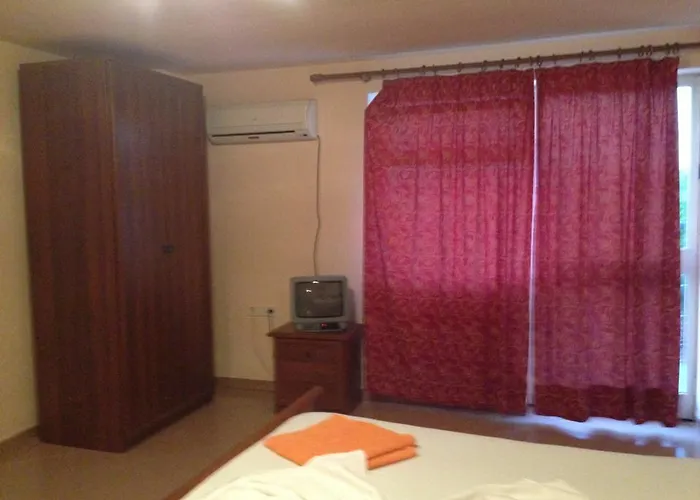 Grand ホテル ゴーレム