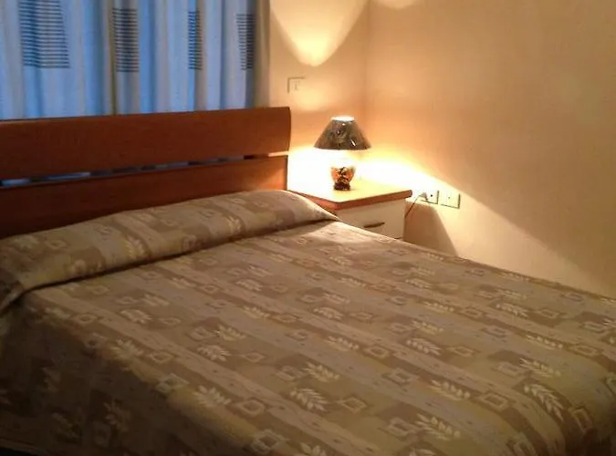 Hotel Grand Golem (Tirana)