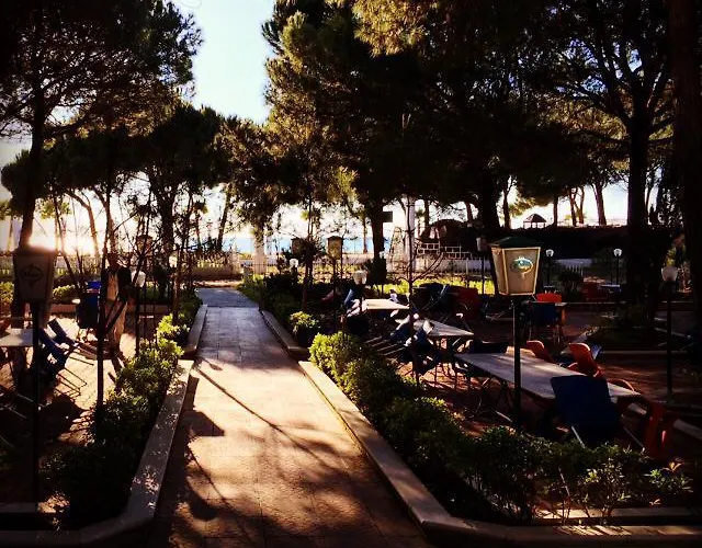 Grand 3* Golem (Tirana)